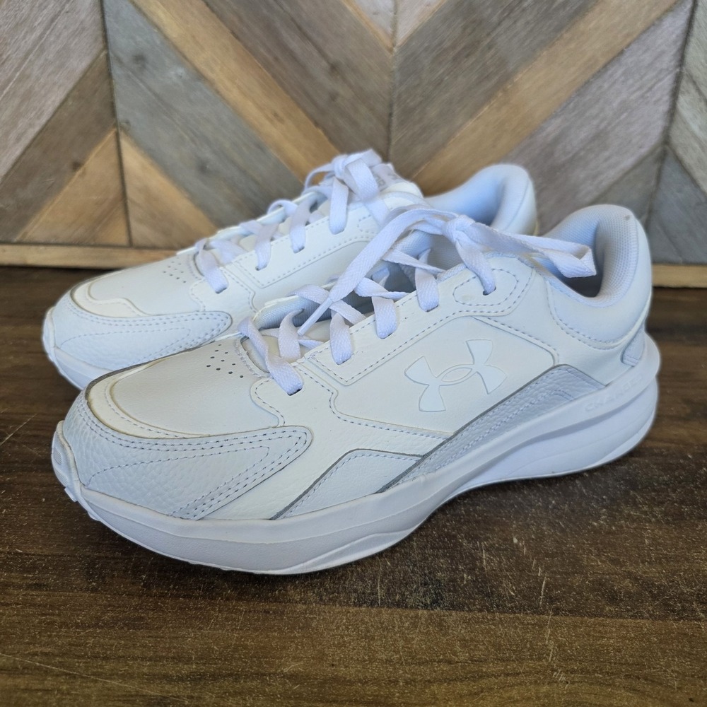 Under Armour Shoes Women's Size 10‎ White Leather Cross Training 3028569-100